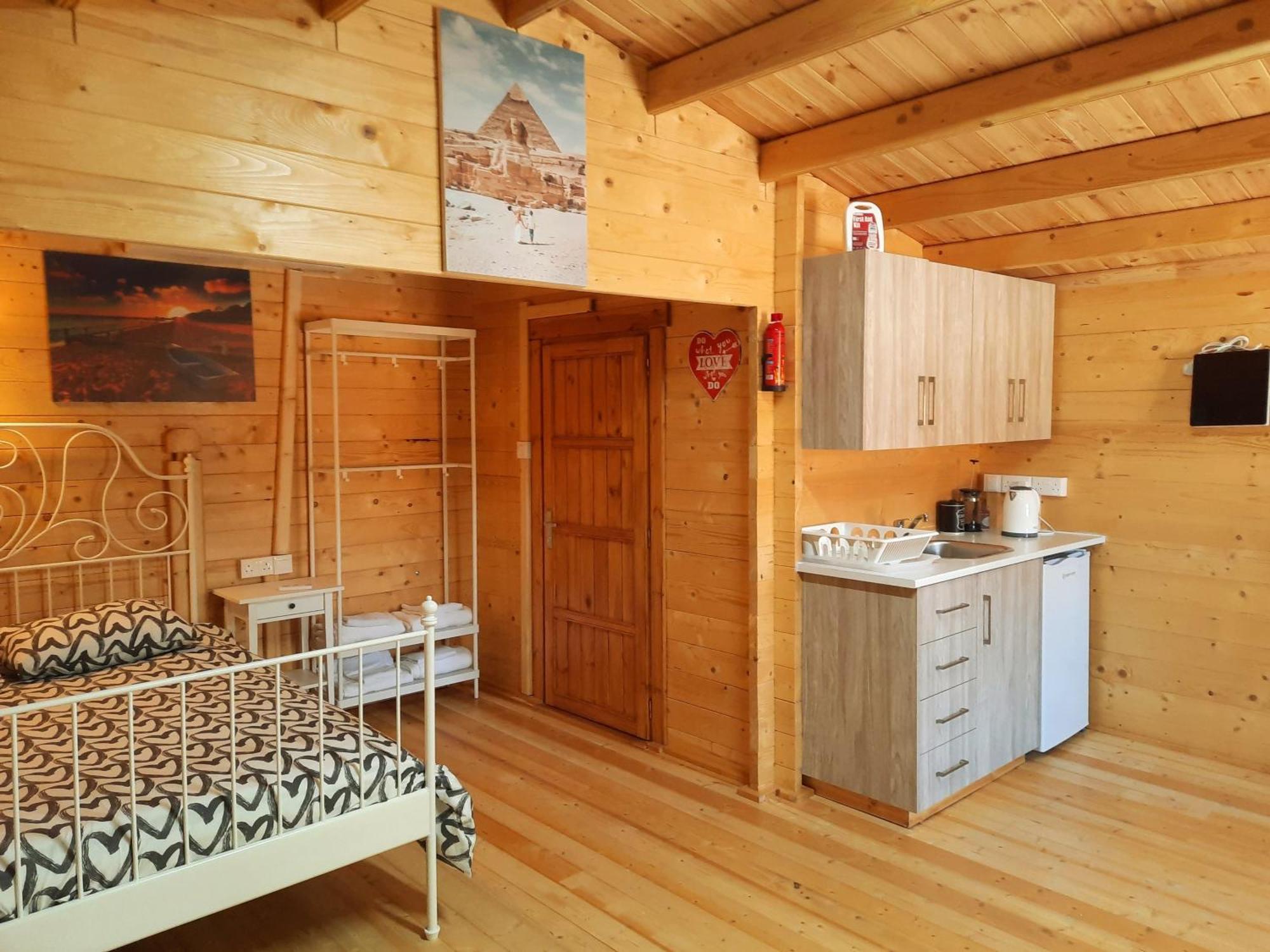 فندق Cyprus Glamping Park Agios Theodoros المظهر الخارجي الصورة