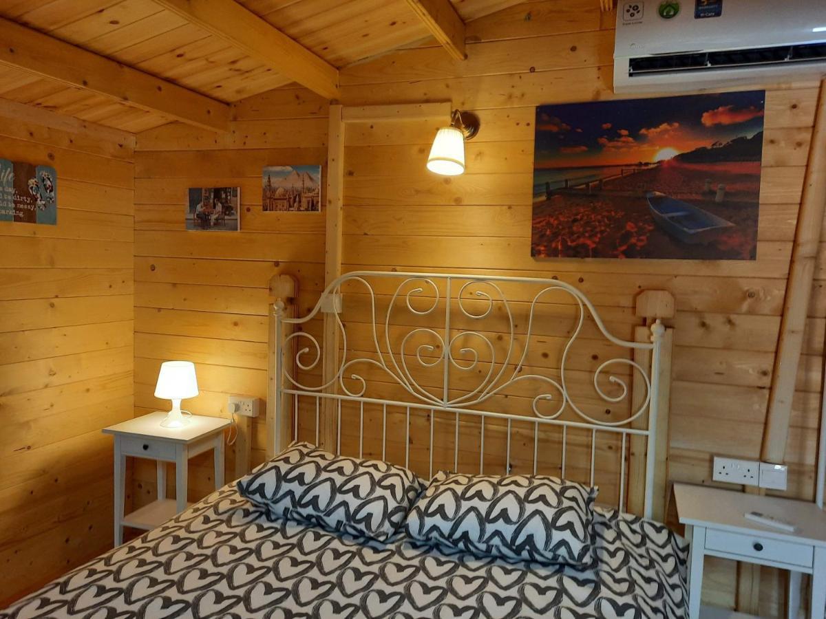 فندق Cyprus Glamping Park Agios Theodoros المظهر الخارجي الصورة