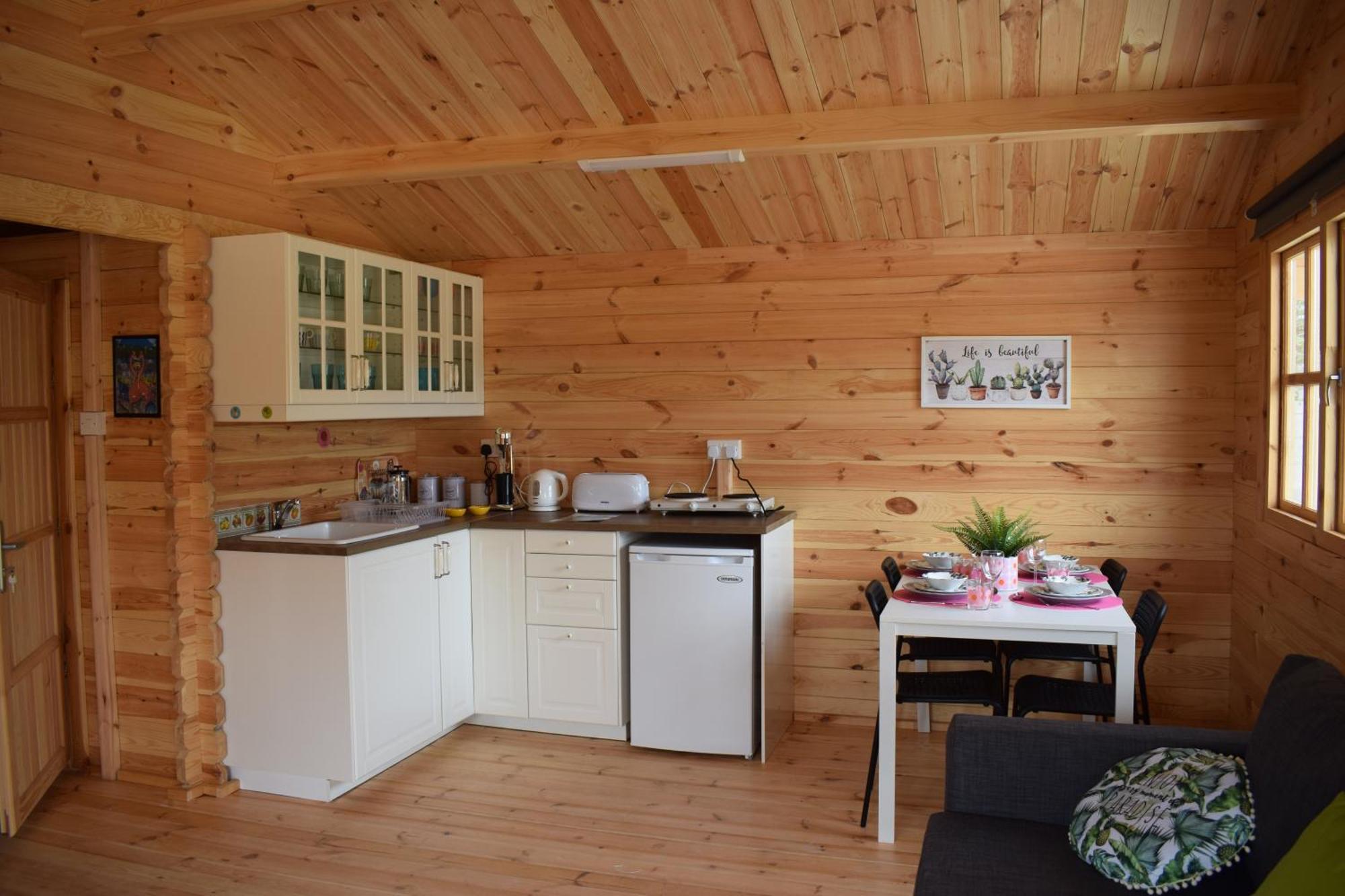 فندق Cyprus Glamping Park Agios Theodoros المظهر الخارجي الصورة