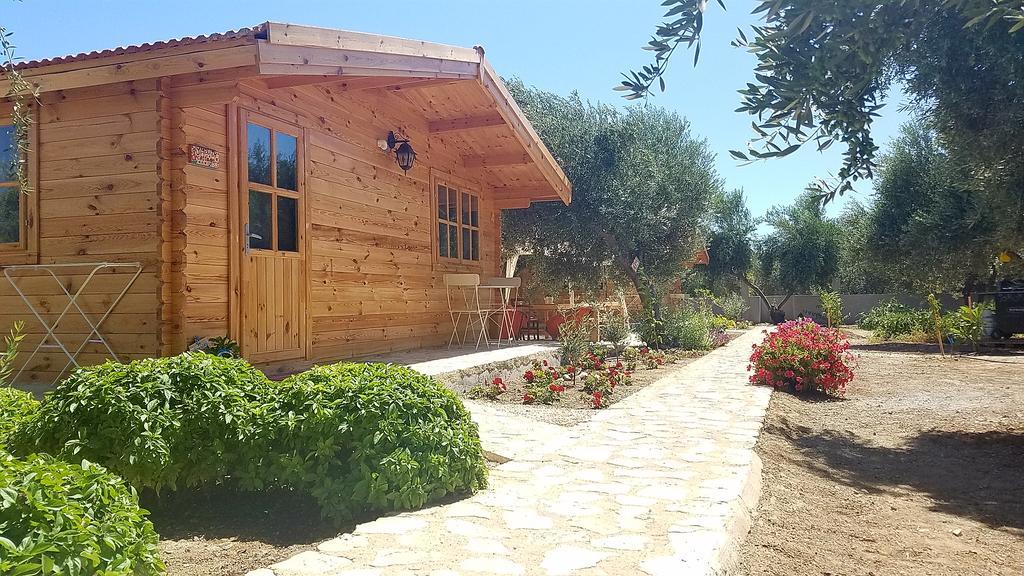 فندق Cyprus Glamping Park Agios Theodoros المظهر الخارجي الصورة