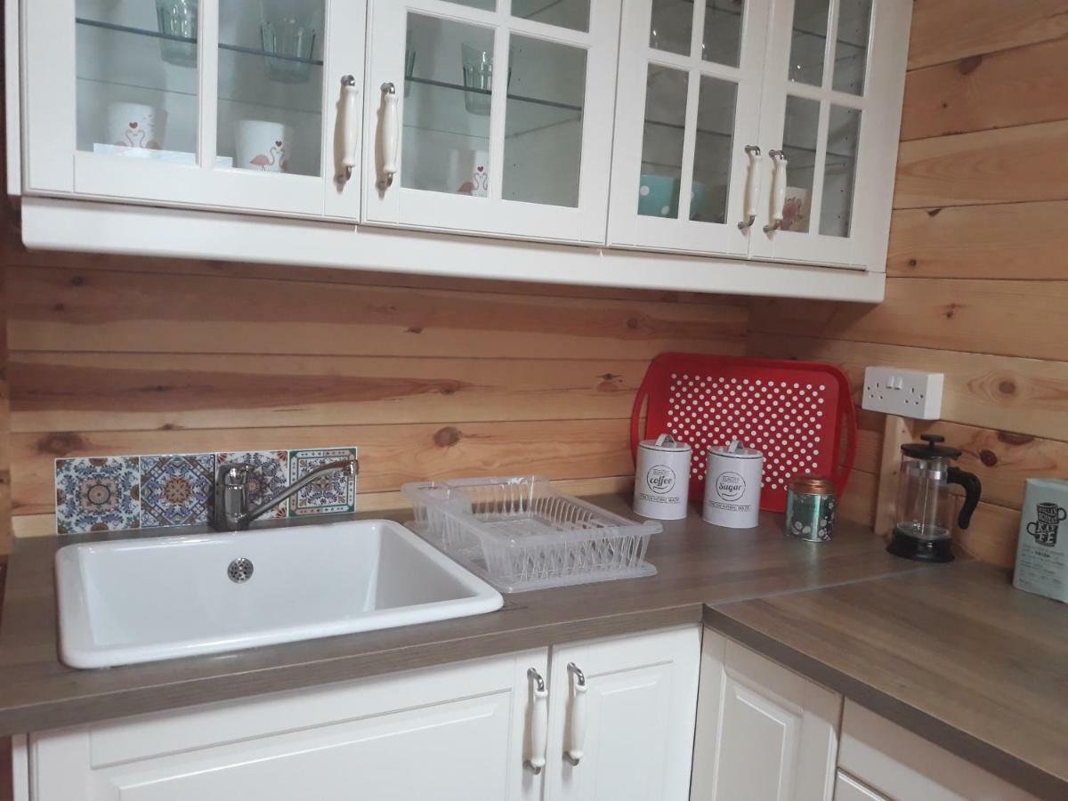 فندق Cyprus Glamping Park Agios Theodoros المظهر الخارجي الصورة